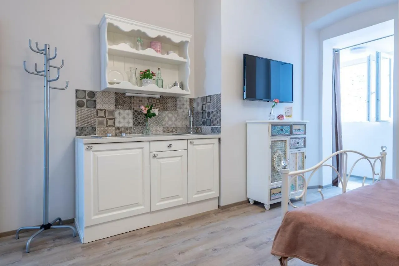 פולה Old City Romantic Studios 3 דירה